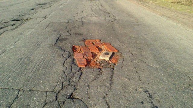 Fixing road in Russia